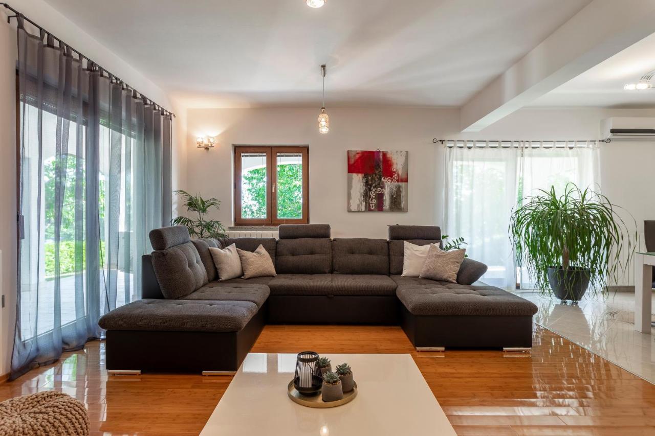 Villa Anavi Bicici Dış mekan fotoğraf