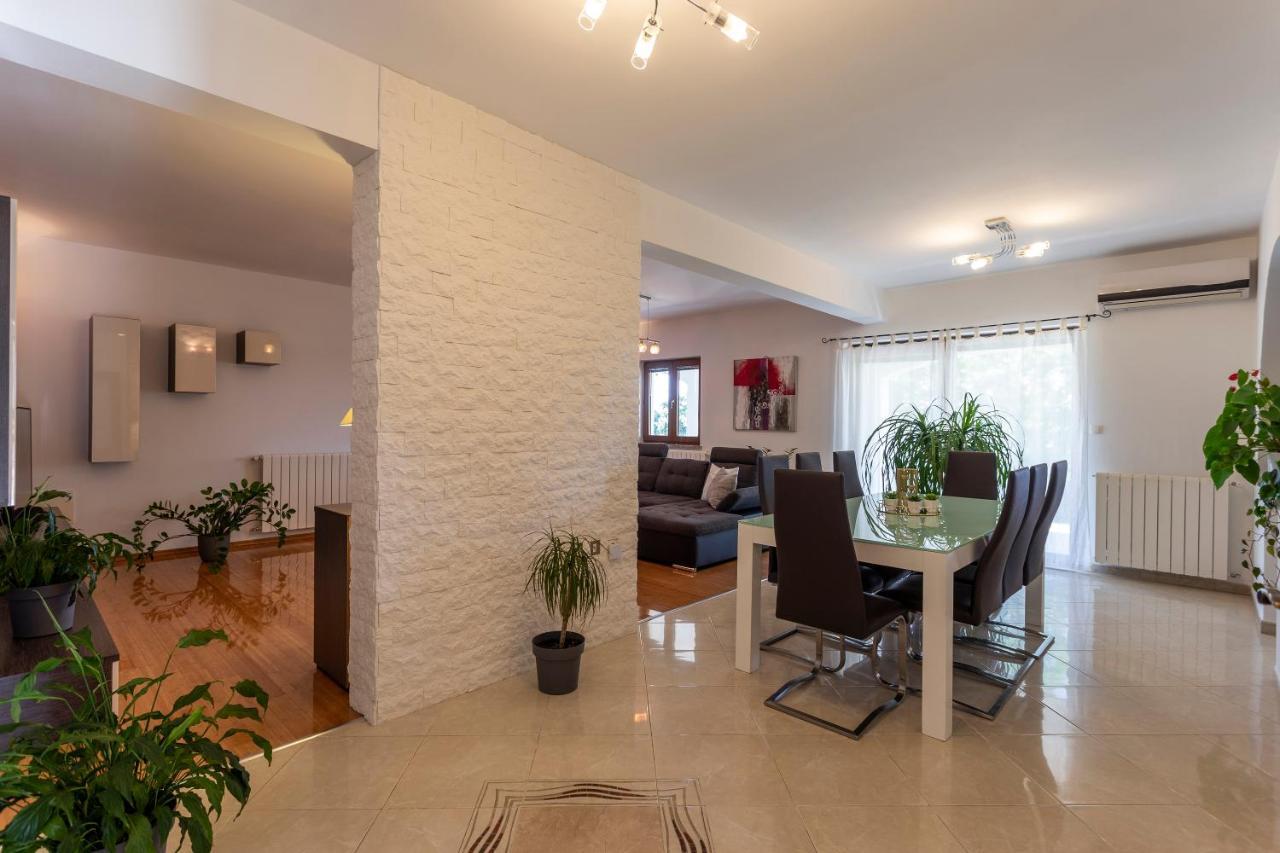 Villa Anavi Bicici Dış mekan fotoğraf