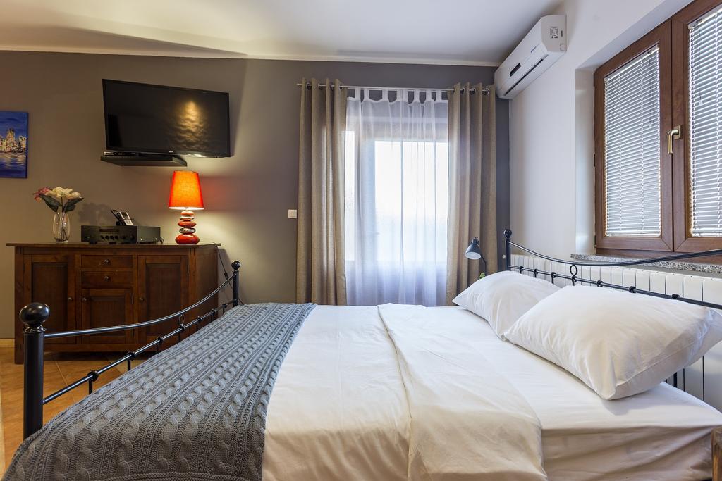 Villa Anavi Bicici Dış mekan fotoğraf